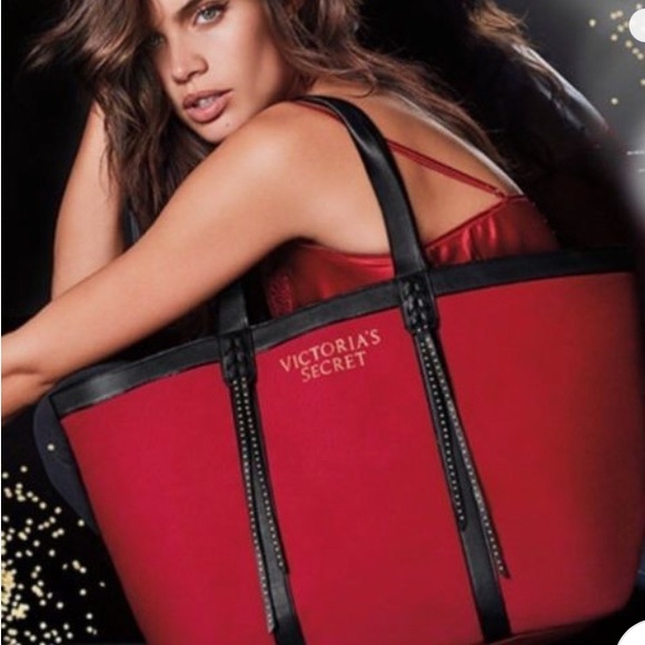 2017 🔥Large VICTORIA'S SECRET Limited Edition Red Tote Black Studded Fringe EUC - Picture 1 of 6